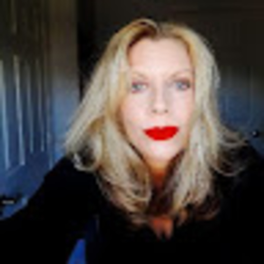 Meet your Posher, Denise